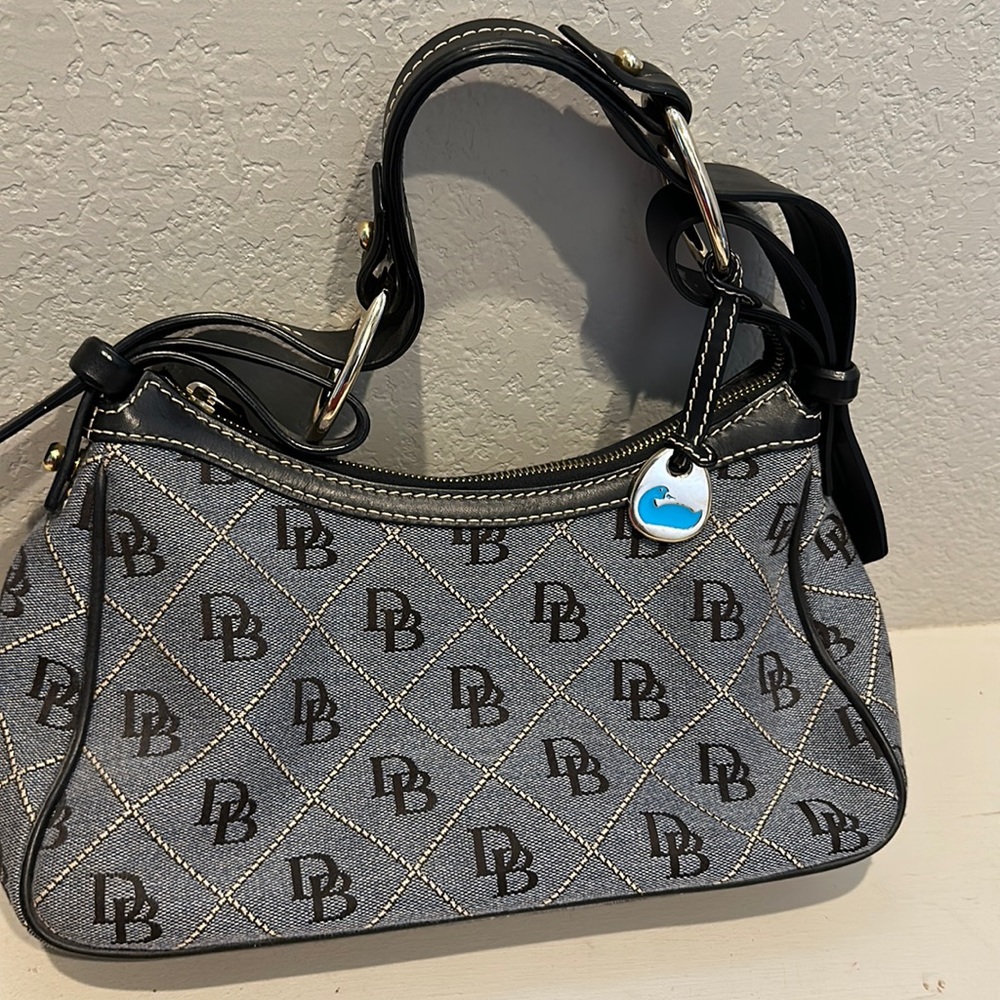 DOONEY & BOURKE Signature Jacquard & Leather Shoulder Bag. Great condition!